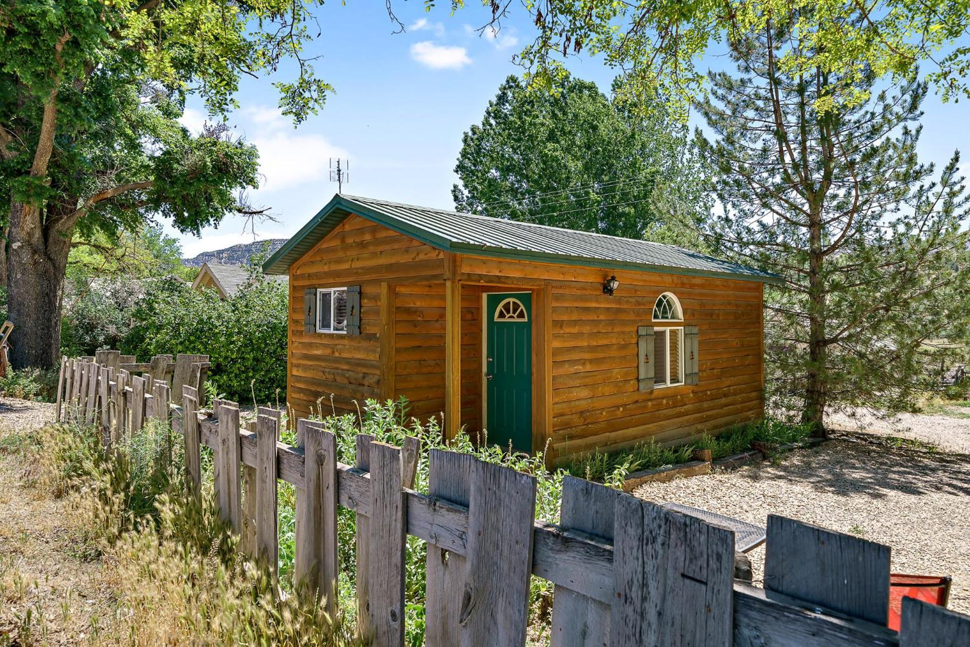 Cozy Cabin In Southern Utah Close To Zion Mount Carmel Exterior photo